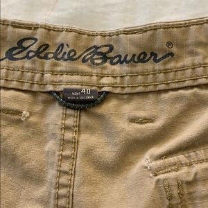 Eddie Bauer cargo shorts